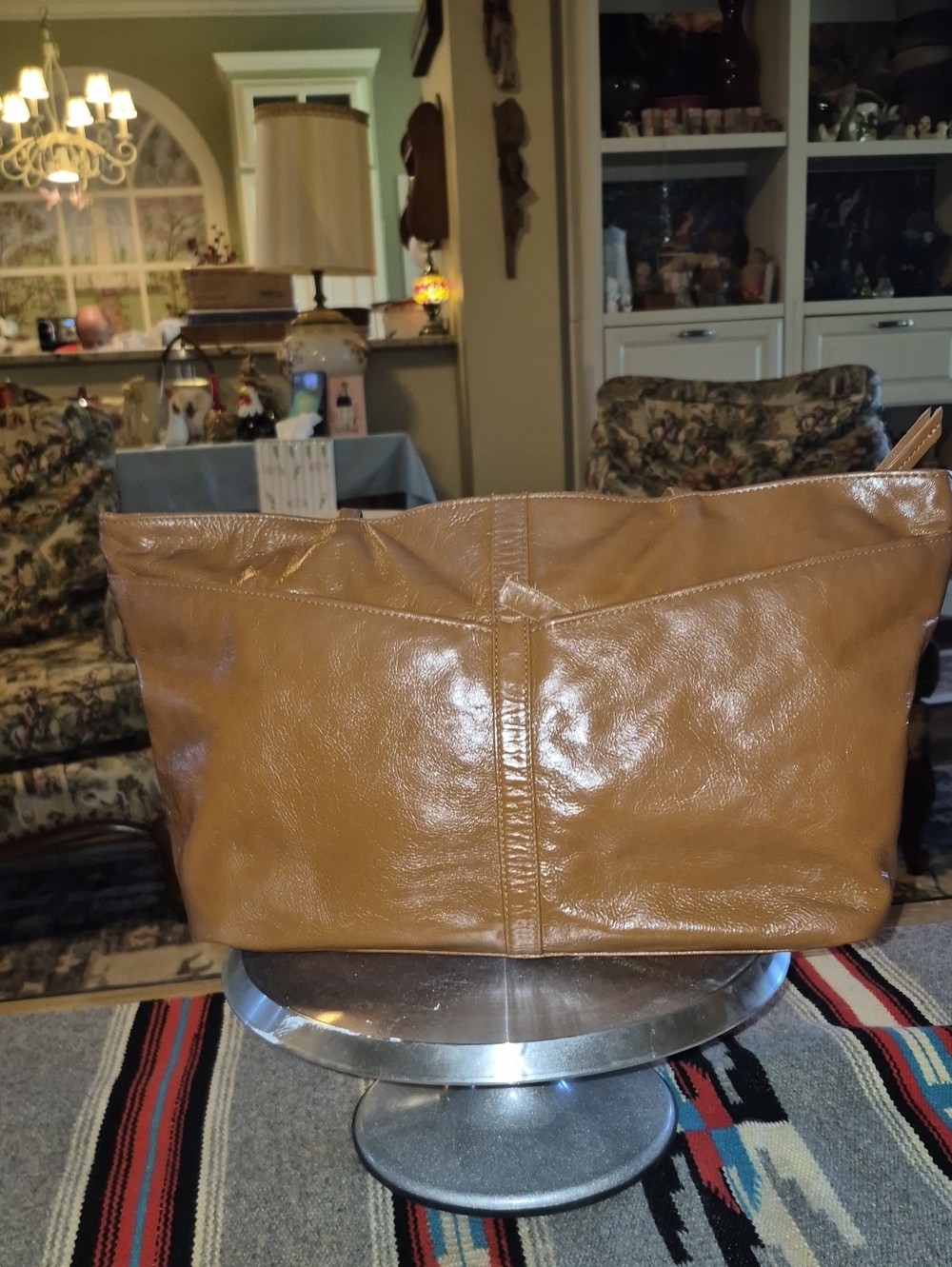 Latico  N.J. USA Leather Shoulder Bag.  Sz.l.16.5"×h.9.5"×w.4" 11.75 Drop.
